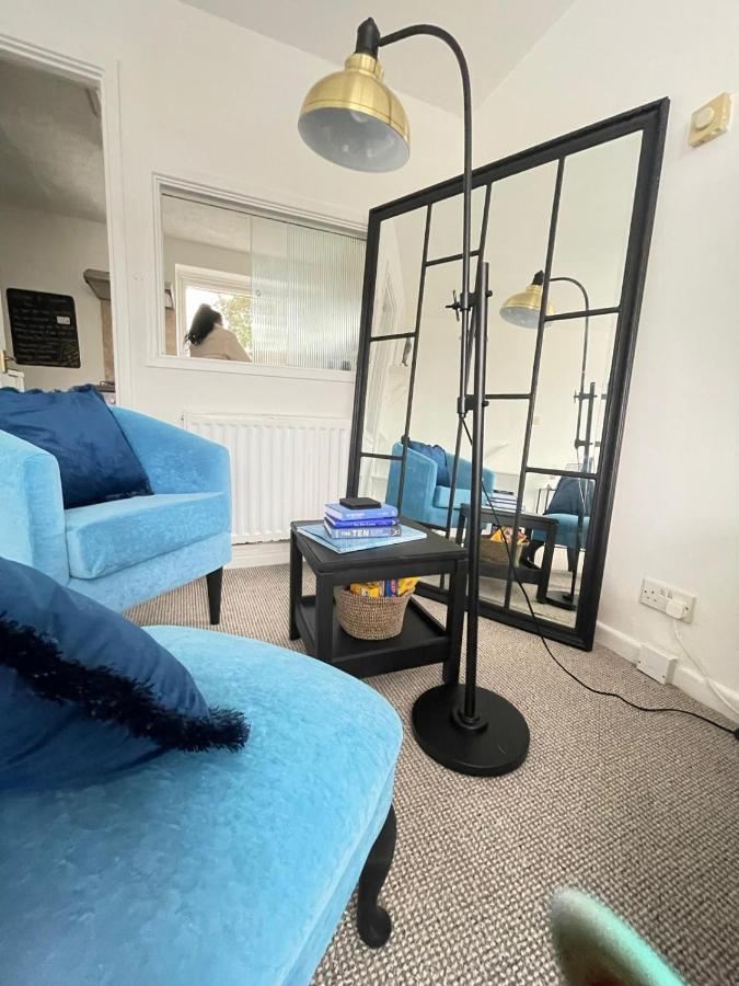 Lovely 1 Bed Home Near Hospital, With Parking & Garden Work Contractor Leisure, Sapphire 剑桥 外观 照片